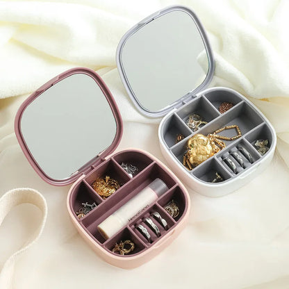 Portable jewellery box