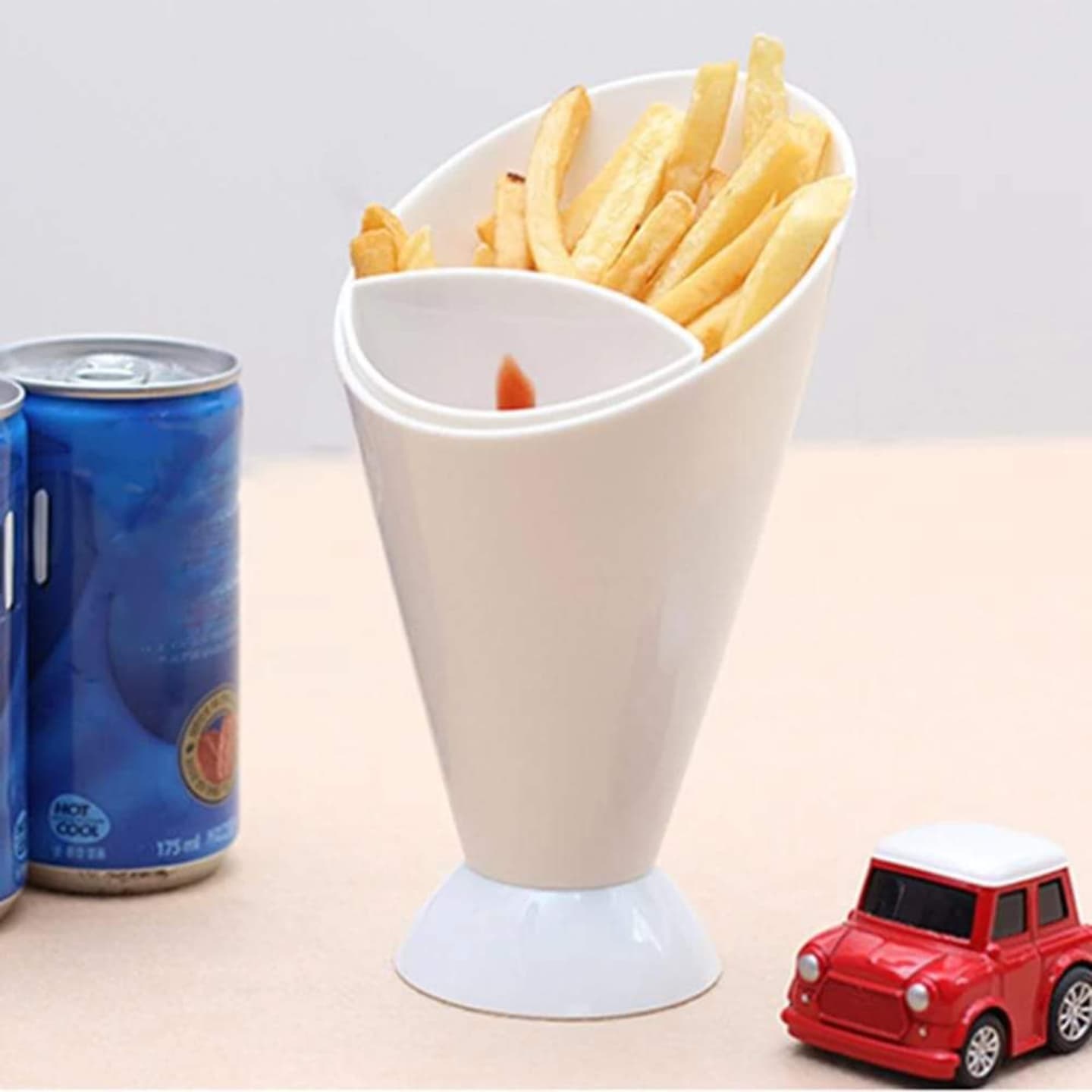 French fries holder